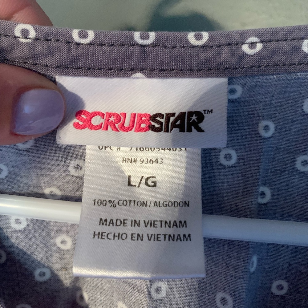 gray, multicolored Scrubstar top - Picture 2 of 4